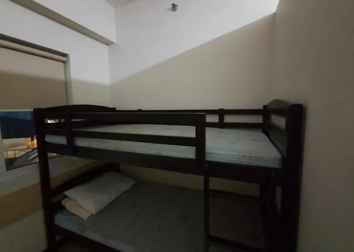 Fully Furnished 1 Bedroom Unit Apartahotel *