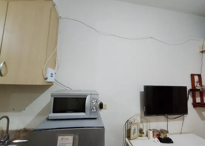 Apartahotel Fully Furnished 1 Bedroom Unit *